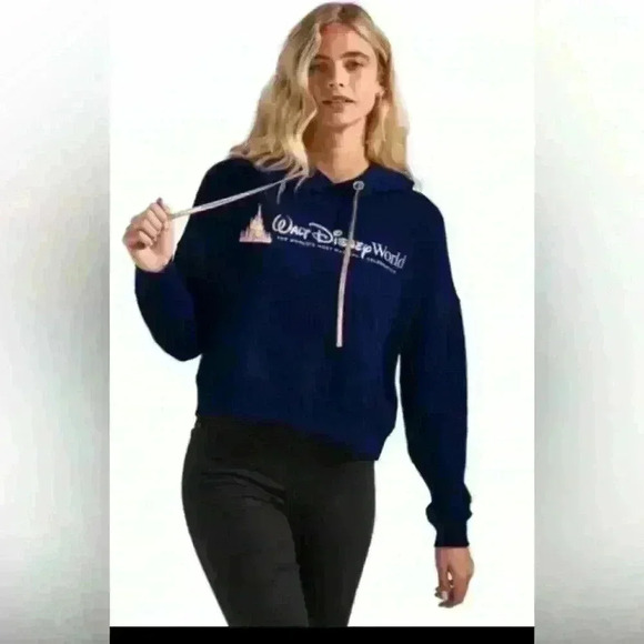 Disney Sweaters - NWT 50th anniversary Walt Disney World sweatshirt